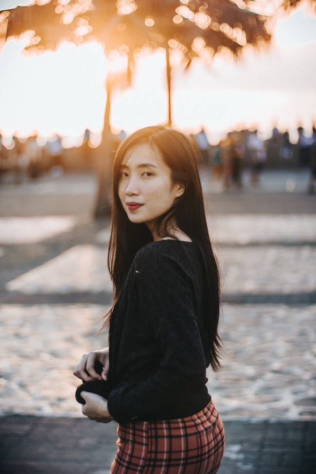 弹壳与玫瑰